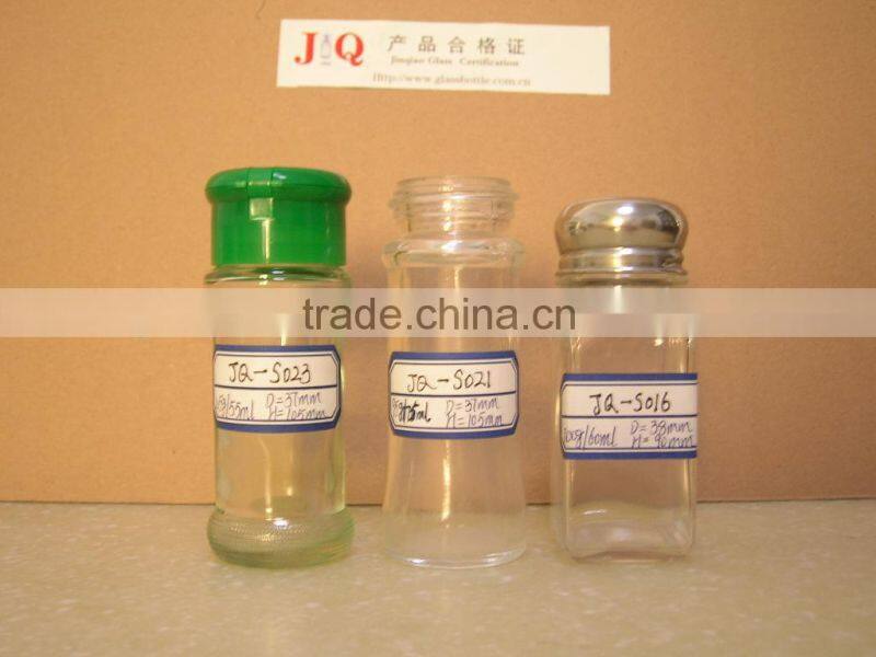 clear salt and pepper shaker bottle with lid and giftbox