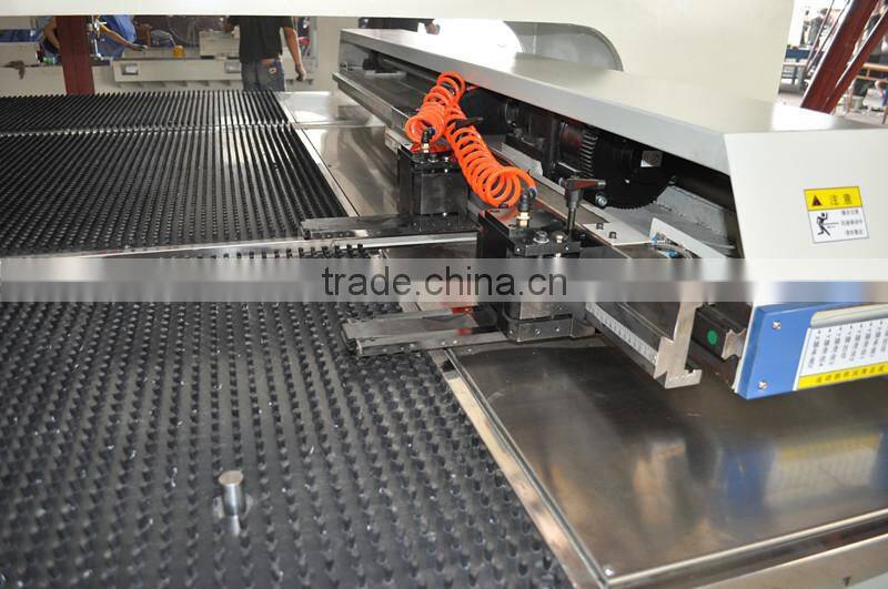 CNC Hole Punching Machine/Punch Press For Metal Plate