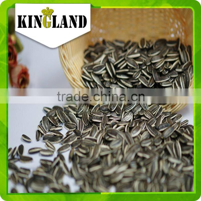 Big size, pink, peeled and hybrid sunflower seeds