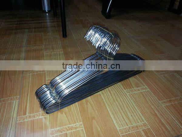 High speed automatic butterfly hanger making machine