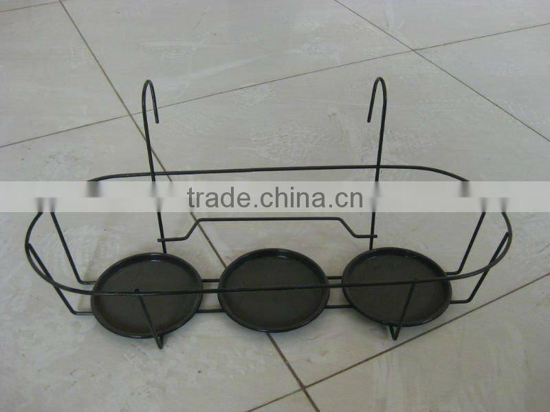 metal hanging basket