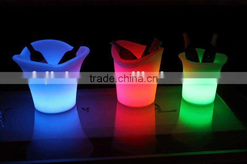Waterproof battery powered led plastic beautiful wine bucket