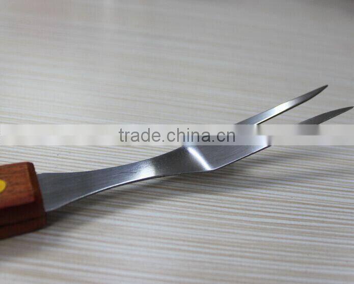 Factory price 3 pcs wooden handle bbq grill tool sets