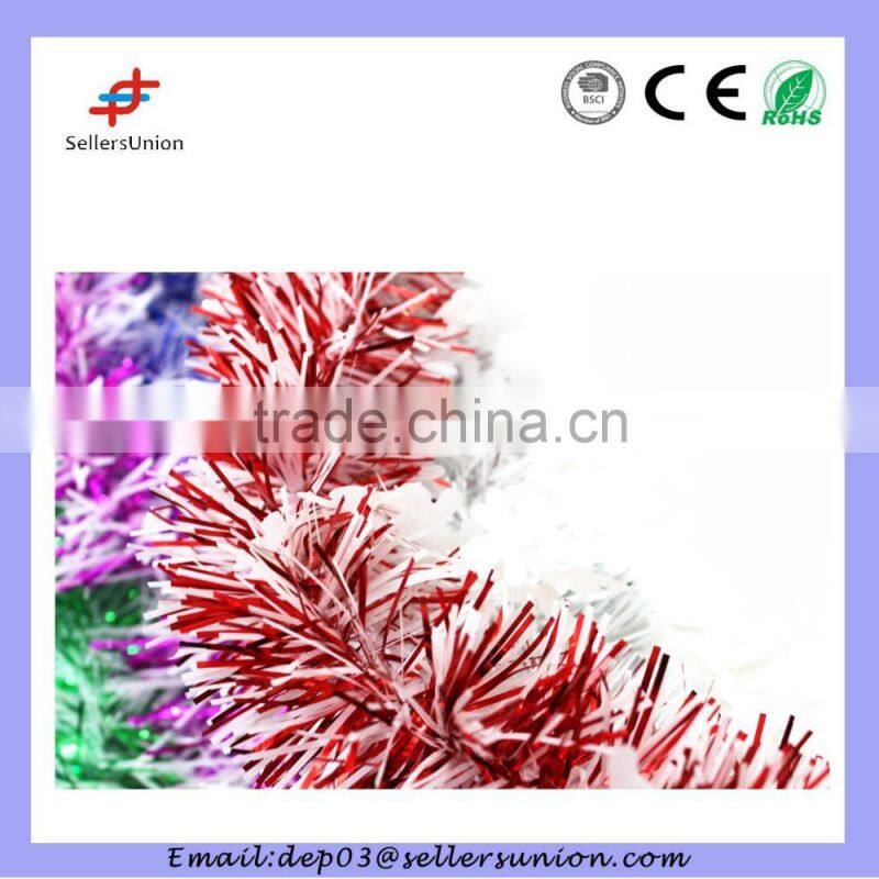 Natural Christmas Garland Decoration Pine Cones & Red Berries Decorated Garland