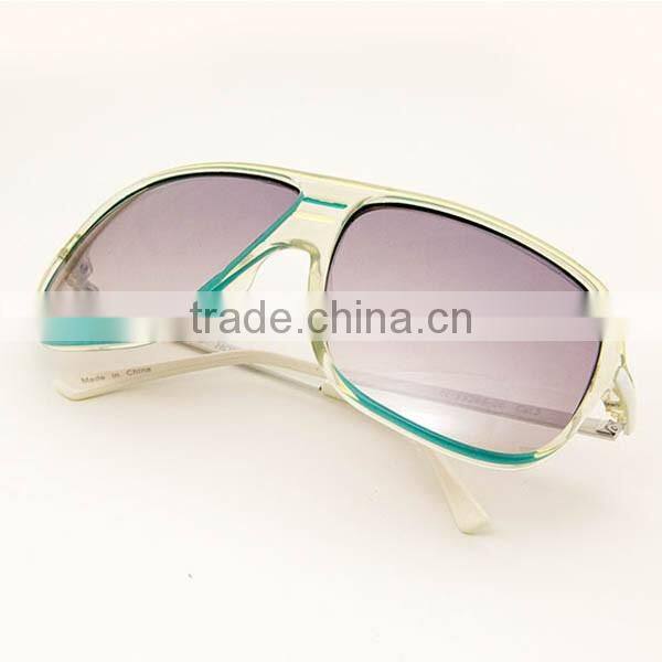 Comfortable and beautiful uv filter sport glasses for men