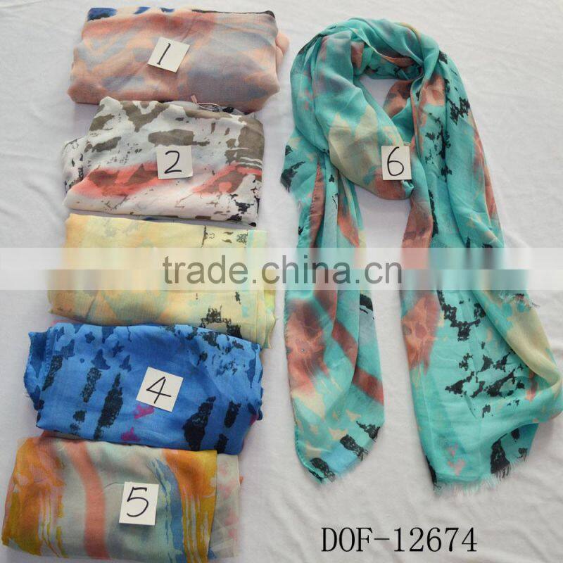 Fashion rayon hot print geometric rhombus scarf for lady