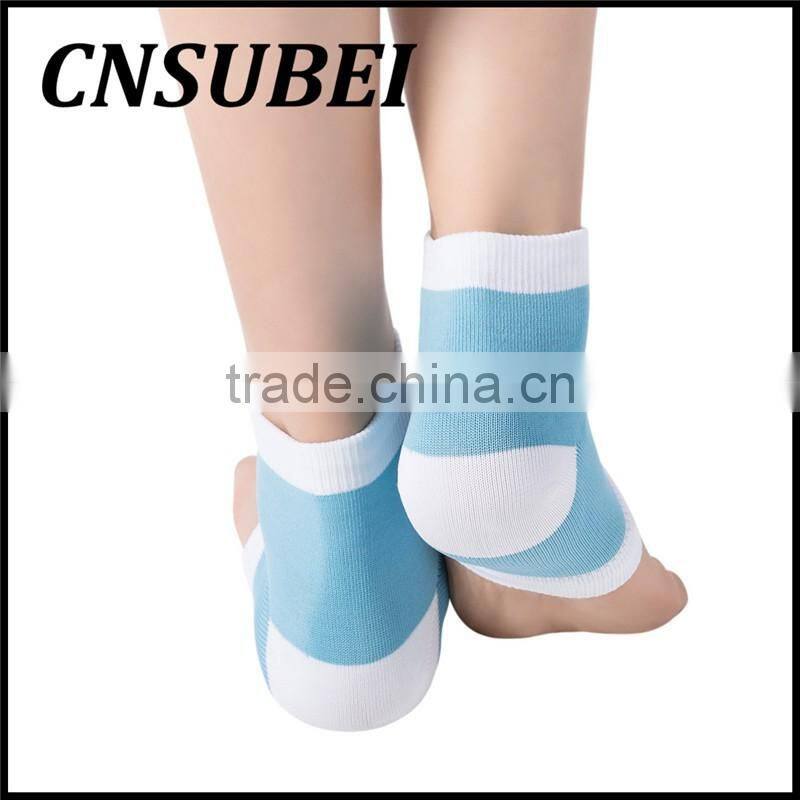 Gel foot moisture heel protector socks for foot care