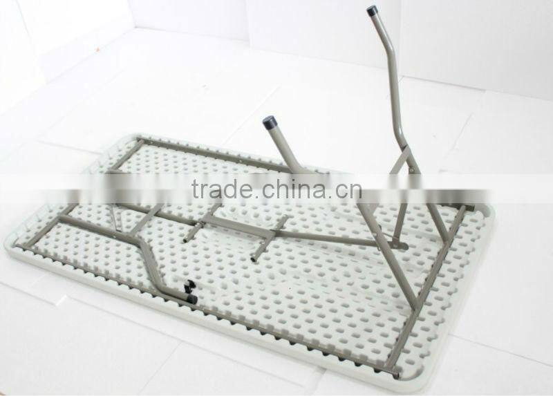 Easy to Store /ues Folding Table