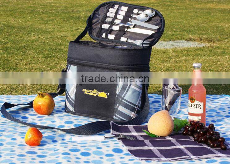 4 Person Picnic Bag