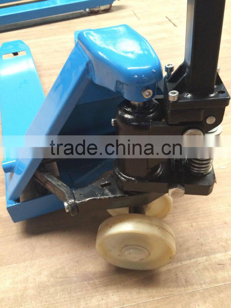 China made 2ton hand paller truck with welding hydraulic