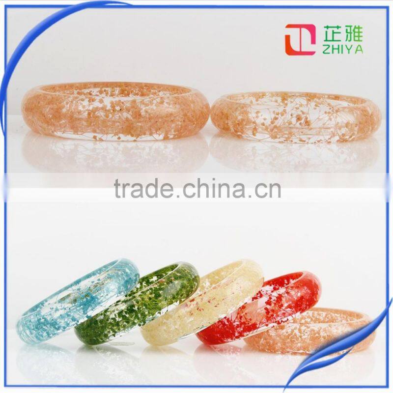 2016 Wholesale Handmade clear resin pressed dried rose flower bangle for lover's forever gift
