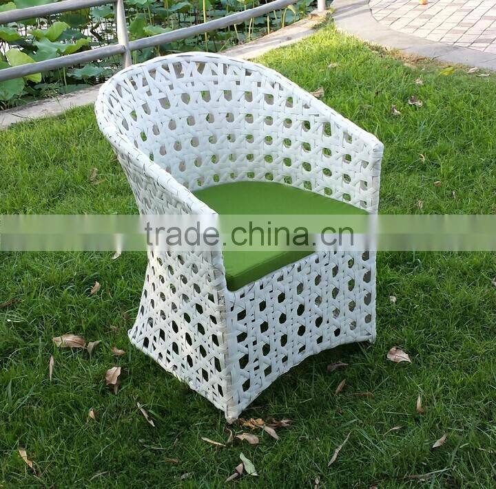 big hole special white rattan wicker garden chairs and table