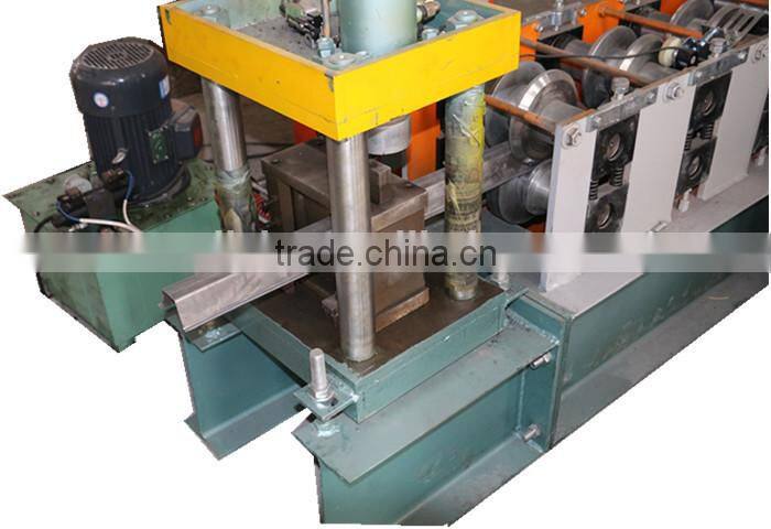 High speed metal hat roll forming machine