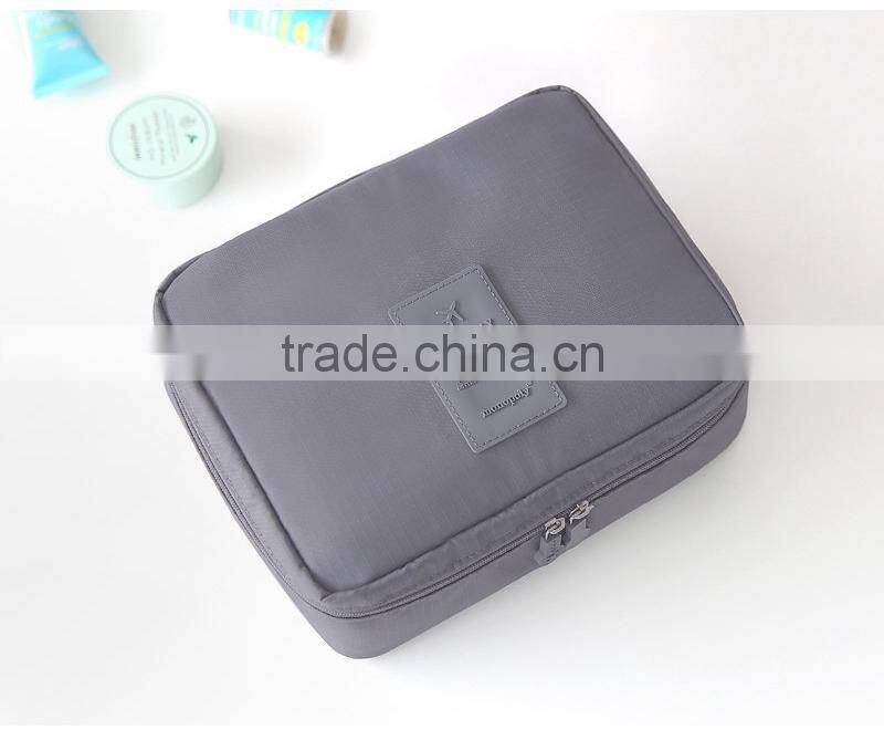 nylon waterproof material Customized cosmetic Wash Bag