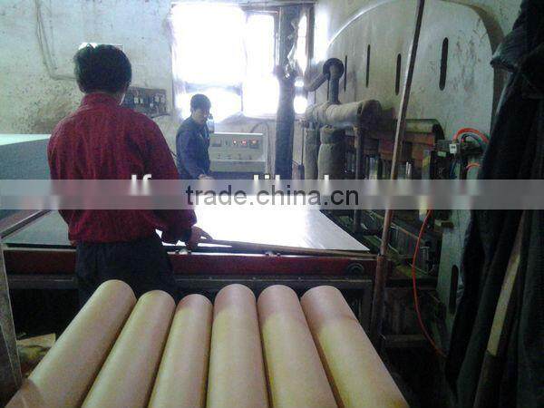 Synchronized high gloss laminated wood flooring