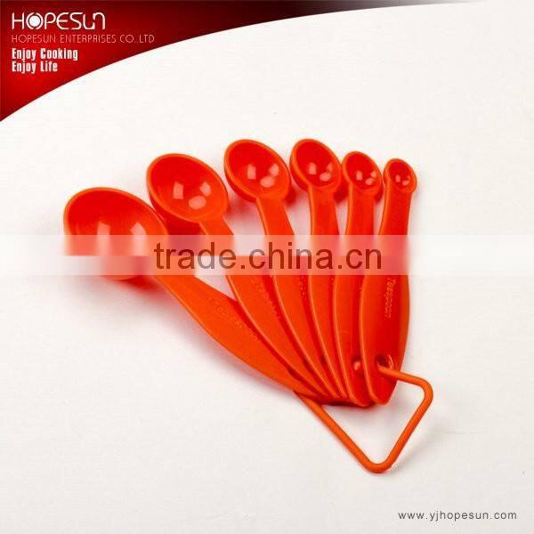 Colorful cheap plastic measuring spoon set