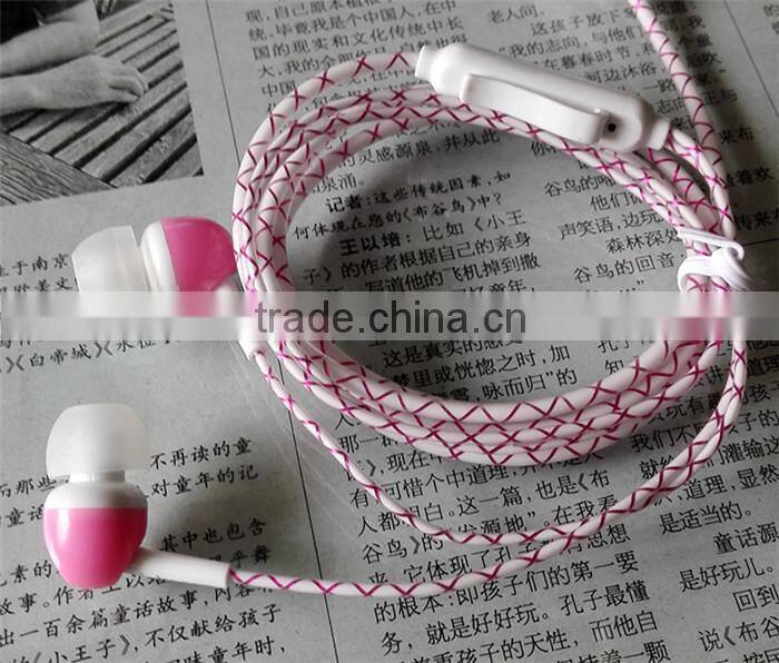 Universal in Ear Headphones High Quality OEM Earphone 3.5mm Earbuds For Mobile Phone