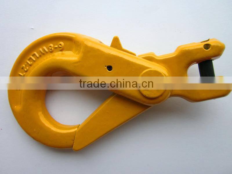 G80 clevis self-locking hook