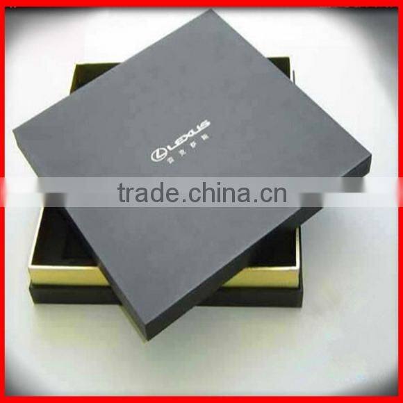 Wholesale Luxury Custom Cardboard Clothing Packaging Box for Jeans