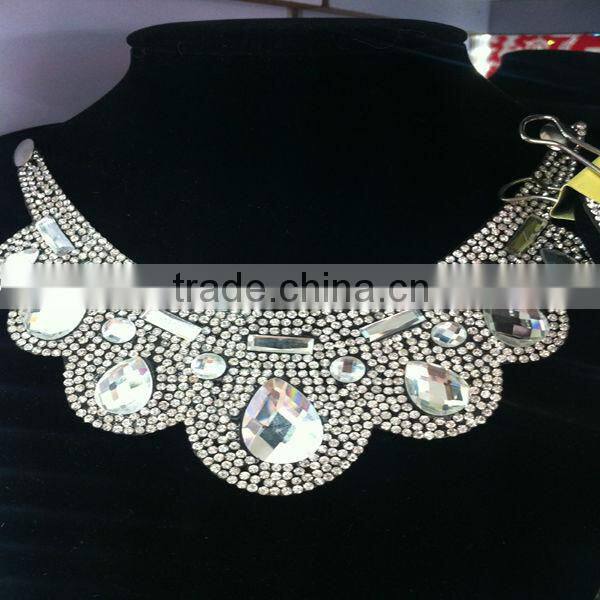 2014 new hot fix woman beaded collar necklace
