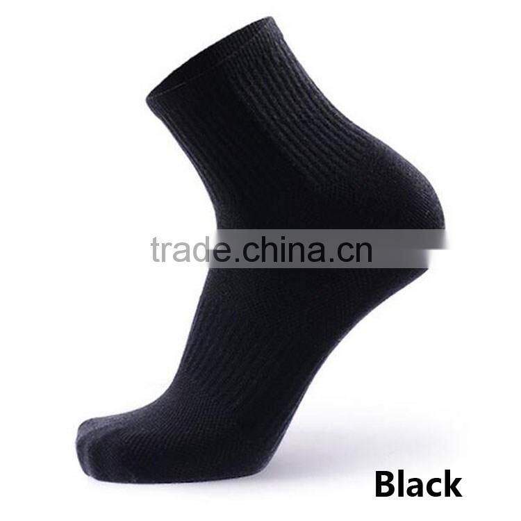 Hot selling outdoor sport men running boat socks dozen