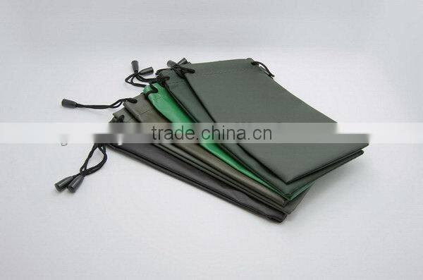 Super quality most popular plastic mini glasses pouch with logo