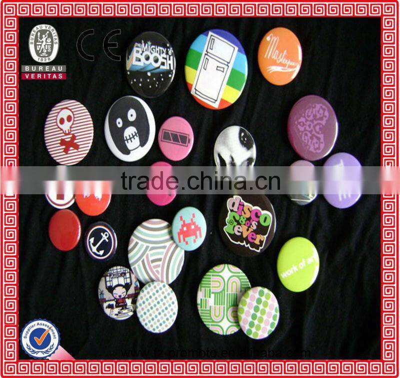 customized yellow printed heart round pin buttons badge metal badge