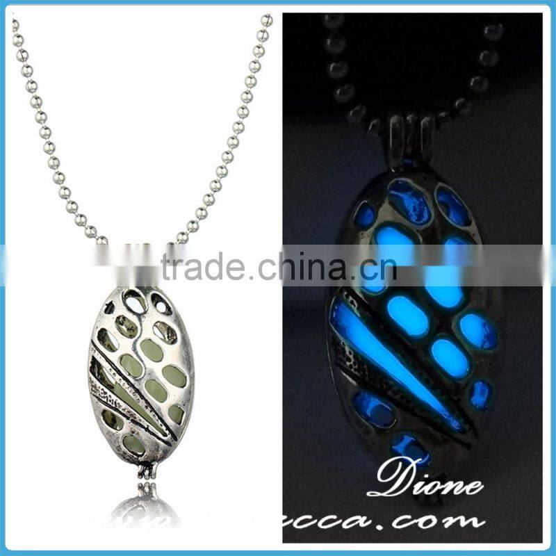 Wholesale high quality jewerly hollow pendant glowing in the dark