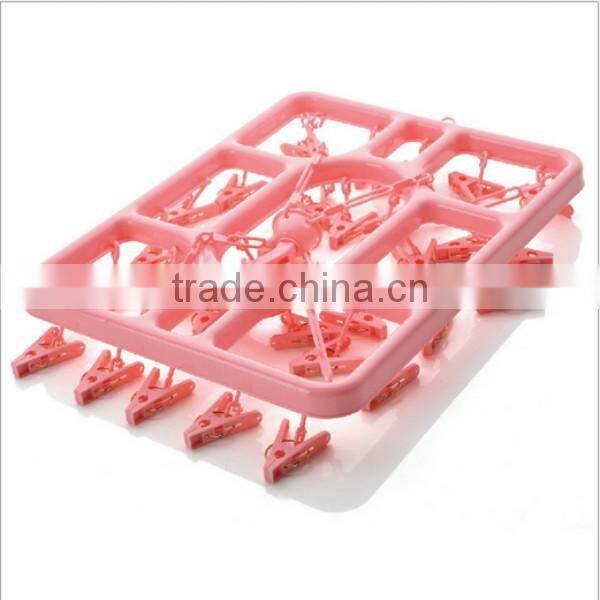 OEM cheap plastic hanger for socks/Home dress plastic hanger wholesale/creative plastic hanger for socks maker