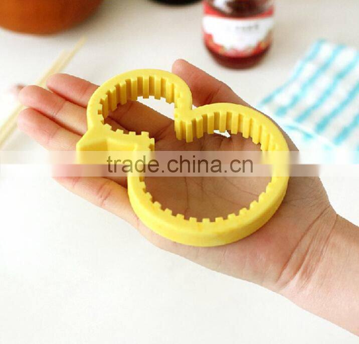 Creative Anti-skid Screw Cap Bottle Opener/Cheap Gift Beer Bottle Opener