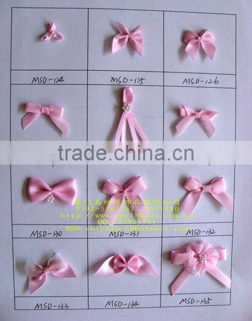 Simple Design of Ribbon Flower Trim