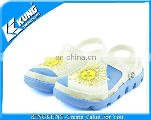 Cheap and stylish man garden shoe with eva material