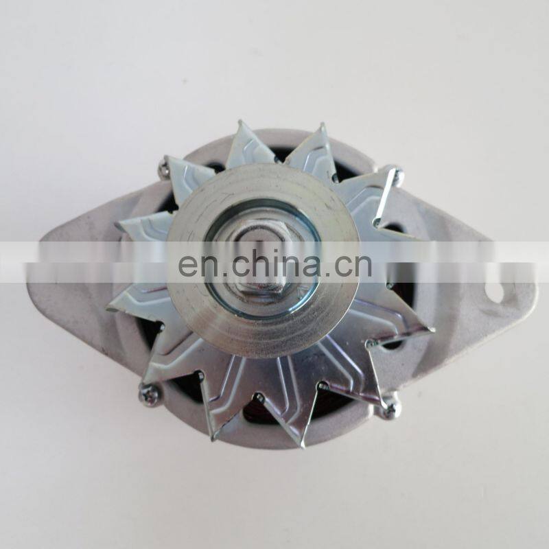 6BT Diesel Engine Parts Alternator 4938600 28V 45A for Dongfeng Truck