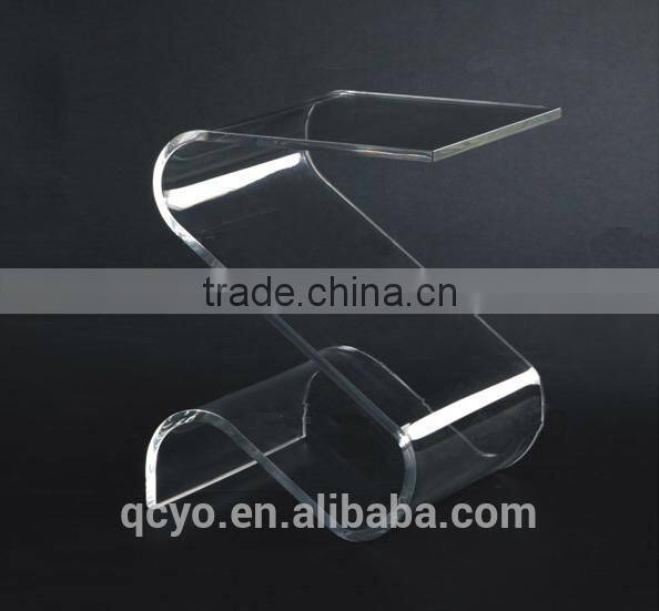 clear acrylic shaped z table for decoration
