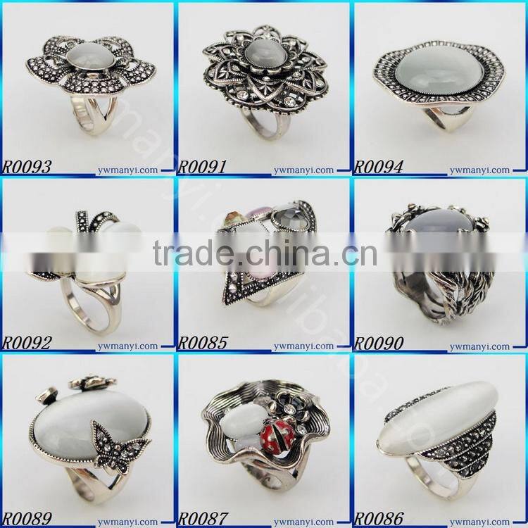 Latest design green crystal plating silver ring R788