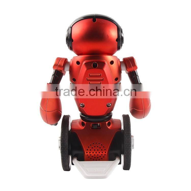 Wholesale toy robot made in China! 2.4G remote control smart robot waiter with loading&dancing function