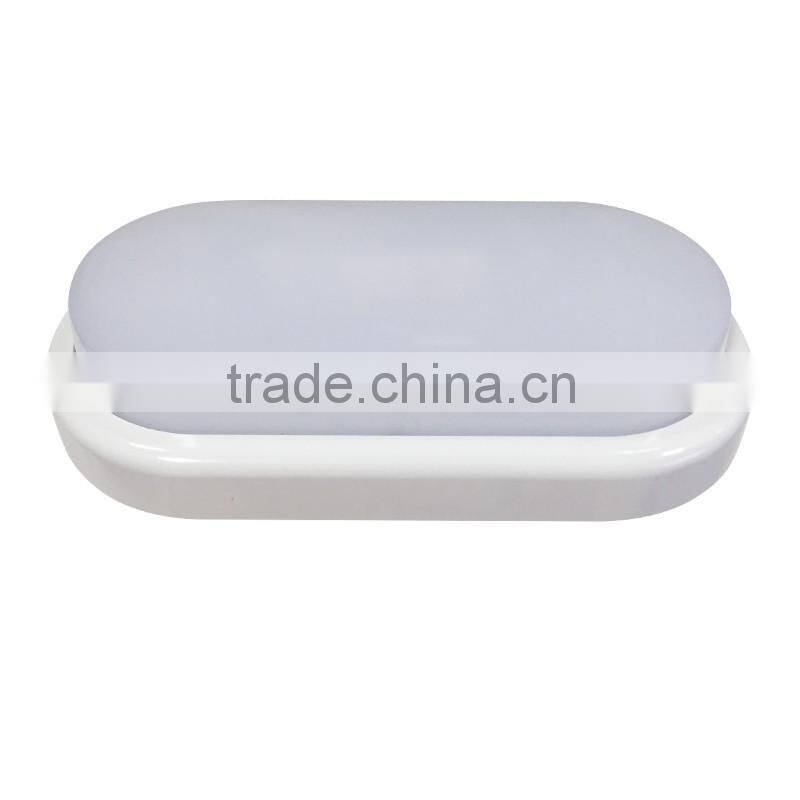 Plastic Material 18W 1300LM IP54 LED Bulbhead Lighting