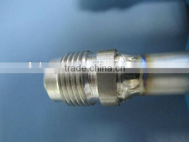 Heat exchanger for swimming pool with PVC shell titanium coil