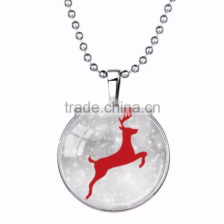 2016 luminous winter new fashion silver chain sweater jewelry Animal pictures pendant Christmas glow elk necklaces