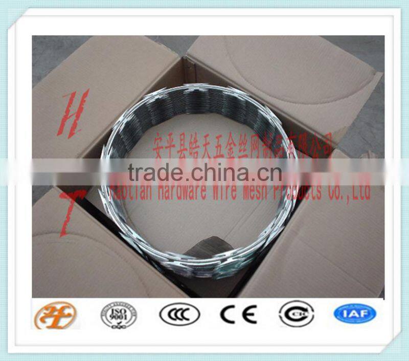 cross type or single coil high security hot dipped/ PVC coated stainless steel/iron concertina razor barbed wire/tape(BTO/CBT)