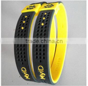 newest scannable fashion qr code silicone bracelet