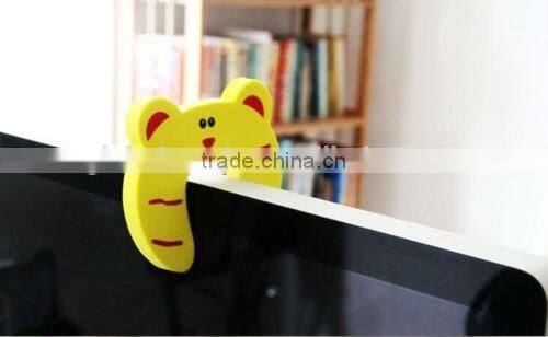 Baby Safety Foam Door Jammer Guard Finger.Protector Stoppers - Animal Designs.H0102