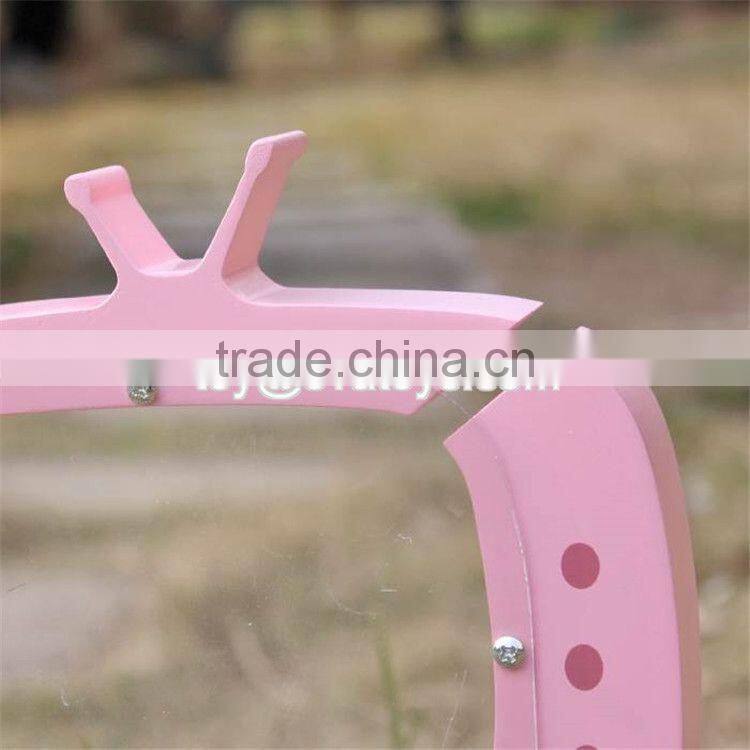 New design TV shape girls lovely wooden coin bank with logo customize W02A253