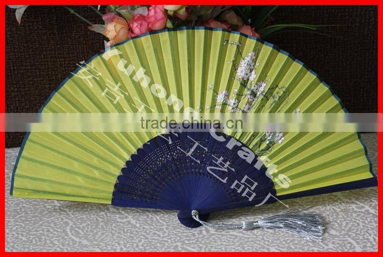 Wholesale and cheap cloth folding fan