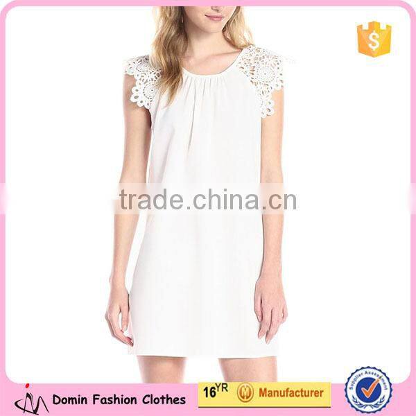 Women's White 97% Polyester/3% Elastane Eyelet-Sleeve Shift Dress