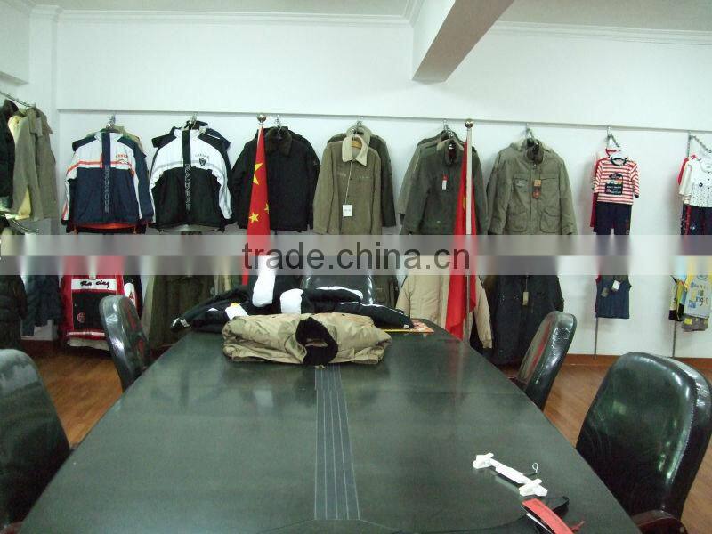 2015 men ski jacket with detach hood and snowcatcher (SIMI1501)