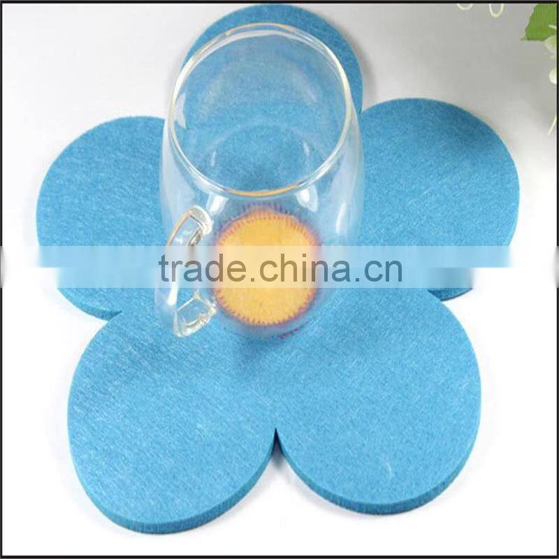 Felt coasters, Five petals