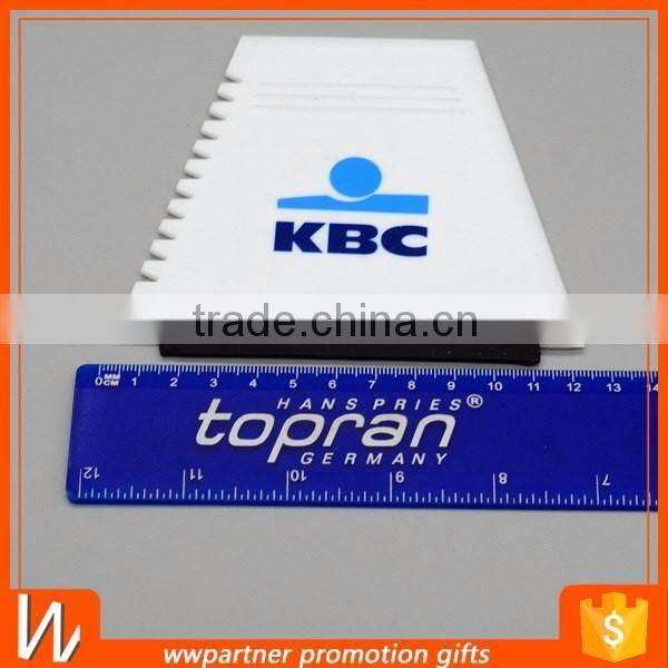 glove ice scraper / roof scraper