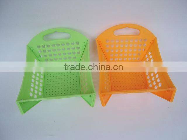 10L plastic trash can with foot pedal