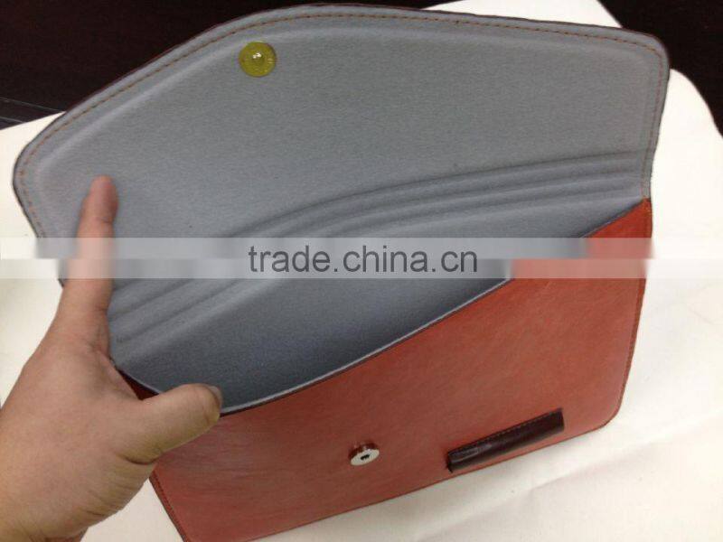 New produce 14inch low cost soft velvet eva handbag for pad